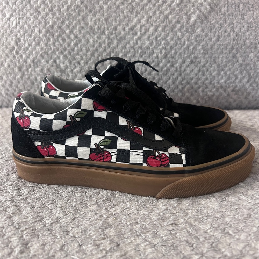 Checkerboard Cherry Low-Top Sneakers - Black/White/Red